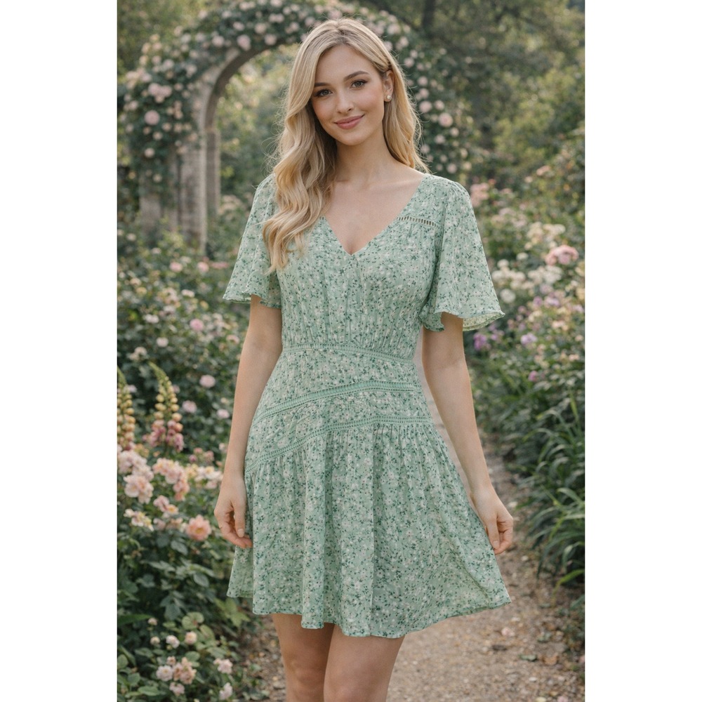 Tularosa Revolve Dress Medium Sage Green Floral Open Back Flutter Sleeve Boho‎